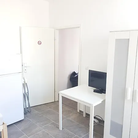 Apartment Bockstalstr 59a 10b *